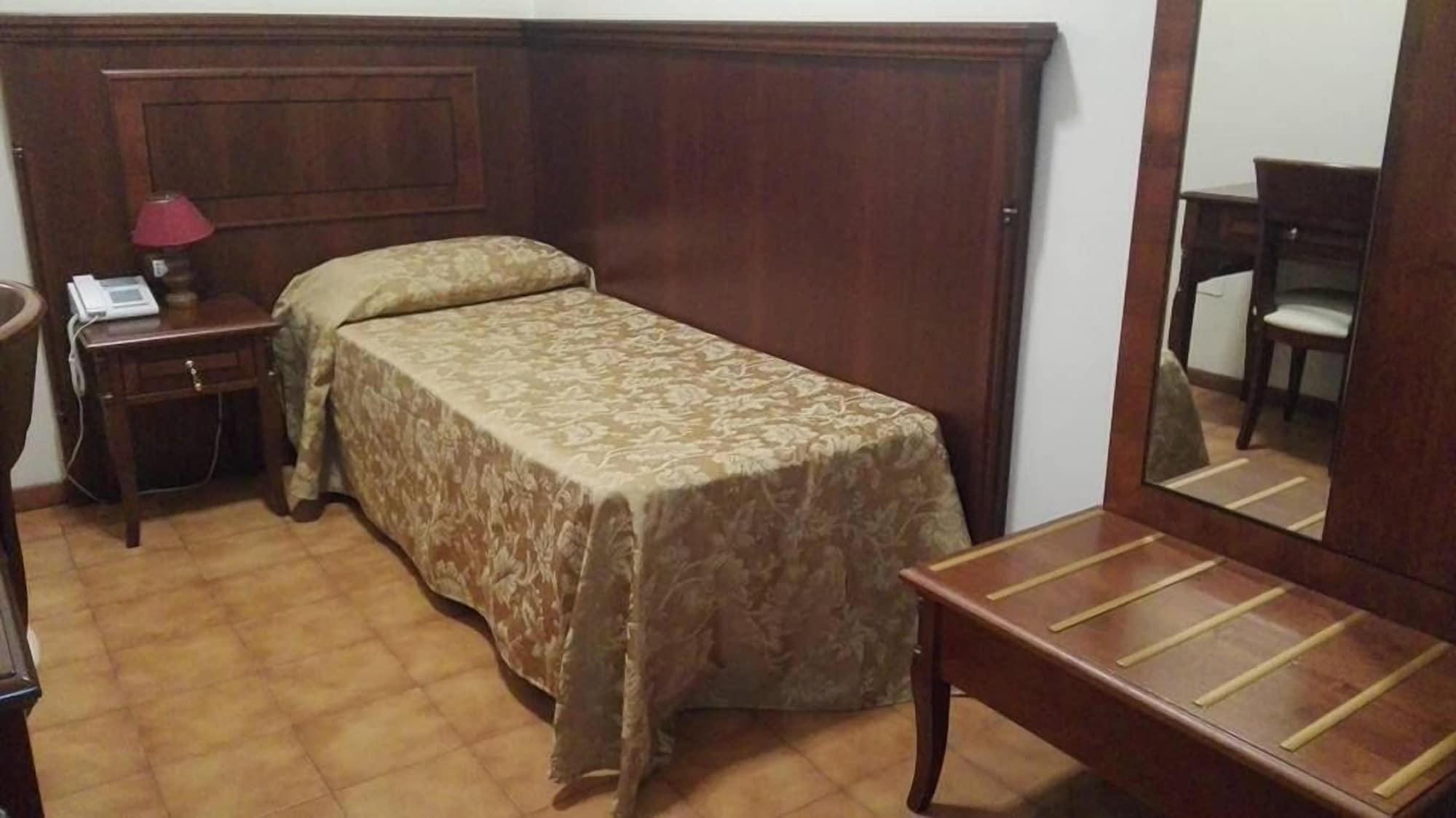 Hotel Cinecitta Roma Eksteriør bilde