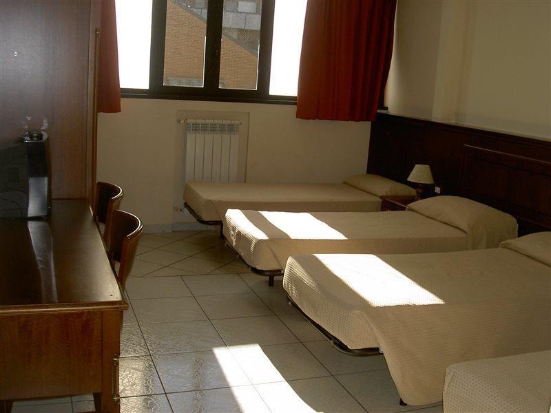 Hotel Cinecitta Roma Eksteriør bilde