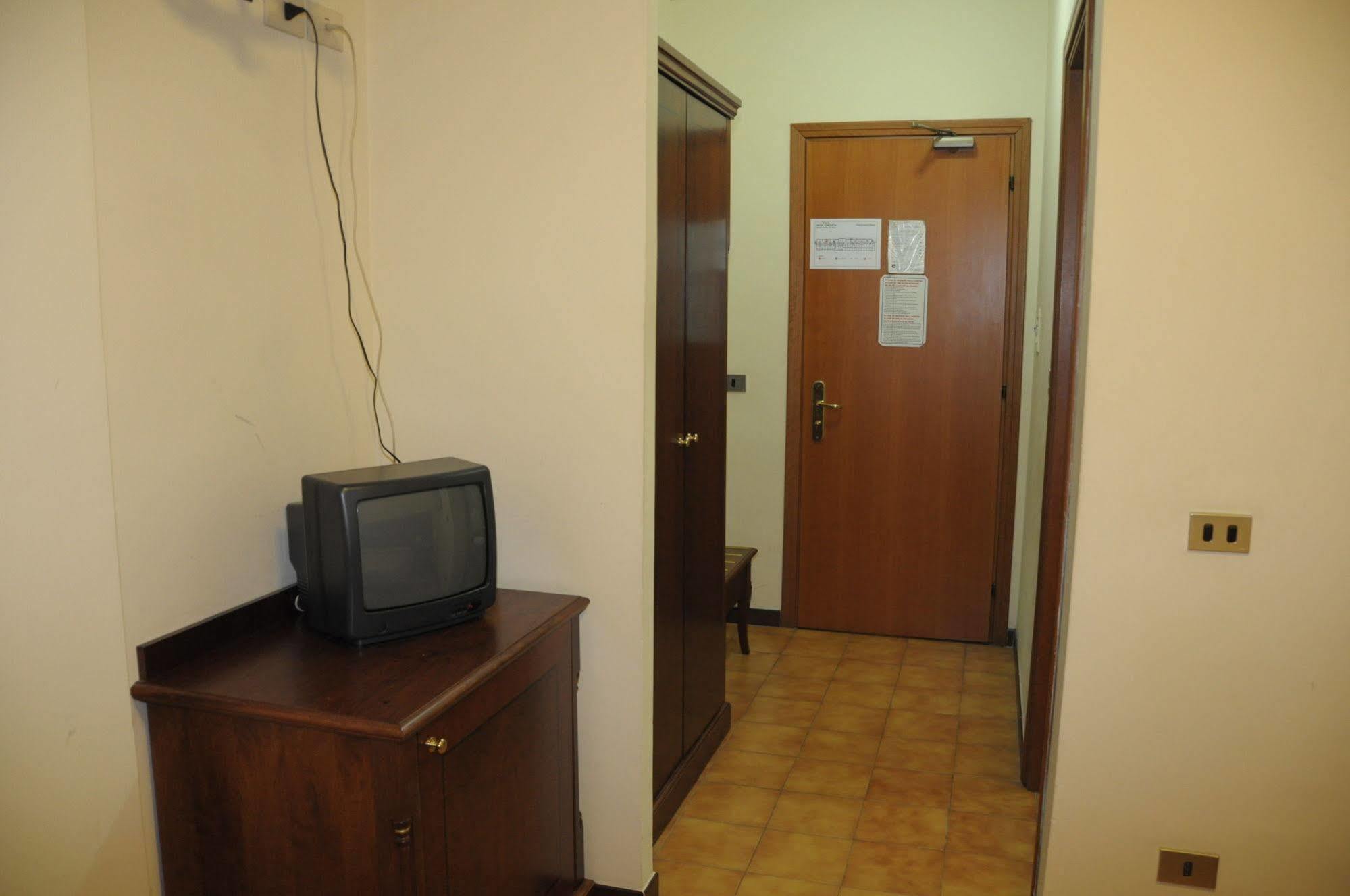 Hotel Cinecitta Roma Eksteriør bilde